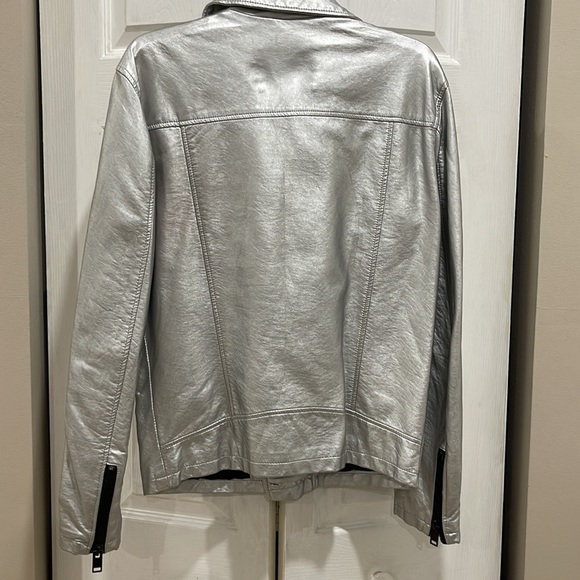 Silver biker jacket from forever 21 size small - Picture 2 of 2